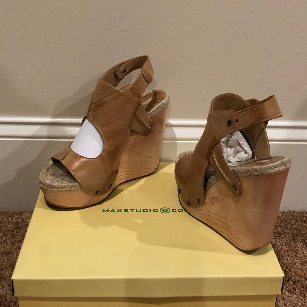 Max Studio Wedges